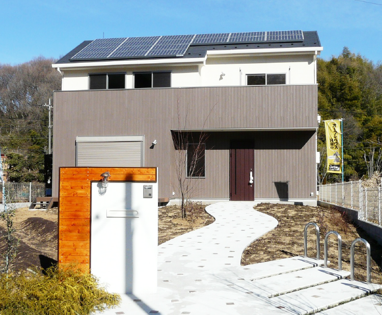 自給野菜のエコ住宅